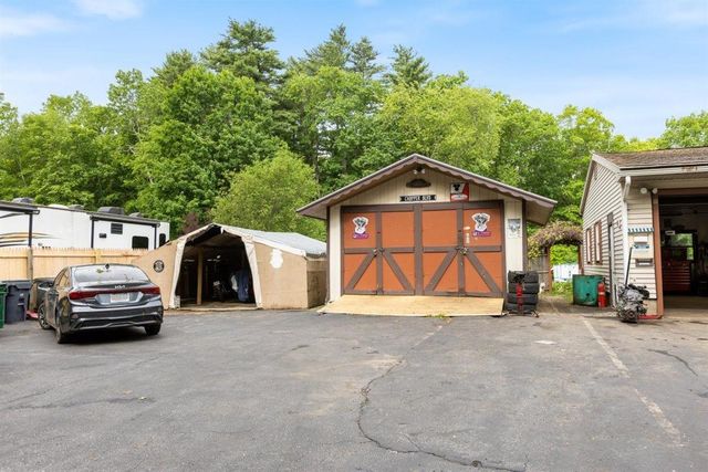 42 Brown Hill Road, Hampstead, NH 03826