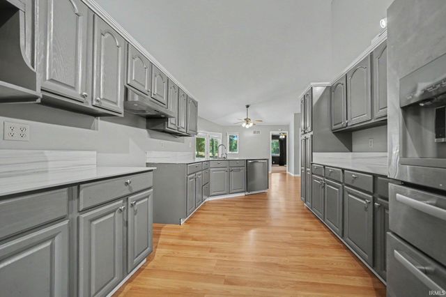 32794 Nature View Drive, New Carlisle, IN 46552
