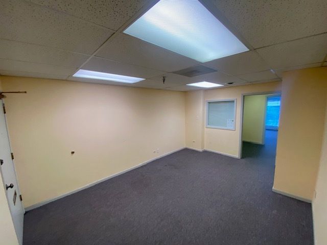 9944 S ROBERTS Road 205, Palos Hills, IL 60465