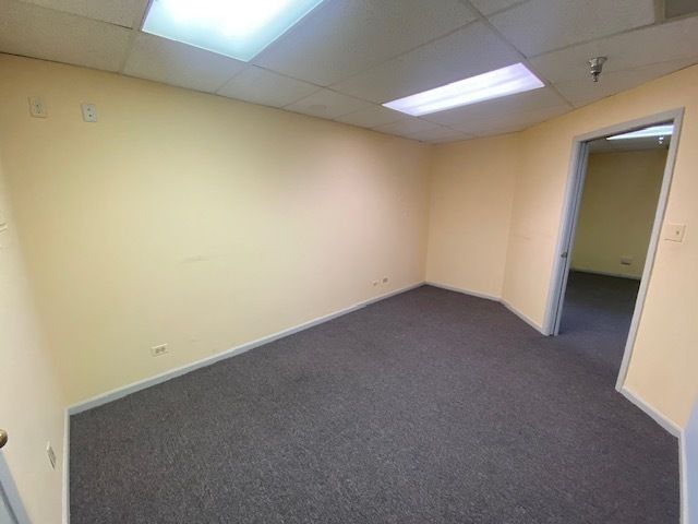 9944 S ROBERTS Road 205, Palos Hills, IL 60465