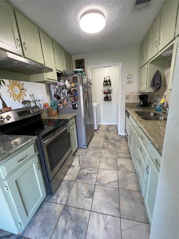 4231 High Mesa Drive, Arlington, TX 76016