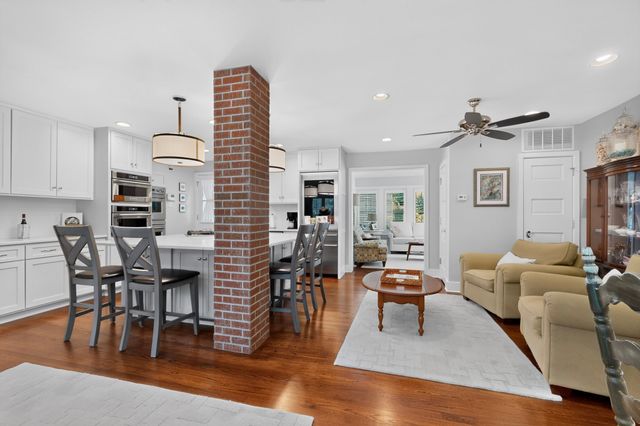 4548 Roland Avenue A, Highland Park, TX 75219