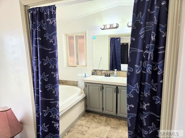 4986 S 2000 W, Rexburg, ID 83440