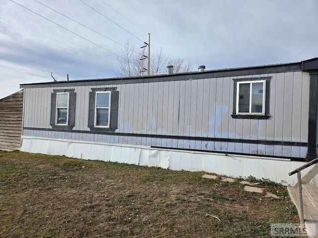 4986 S 2000 W, Rexburg, ID 83440