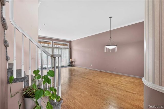 42689 Jason Court 107, Sterling Heights, MI 48313