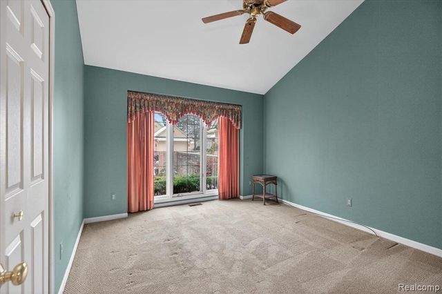 42689 Jason Court 107, Sterling Heights, MI 48313