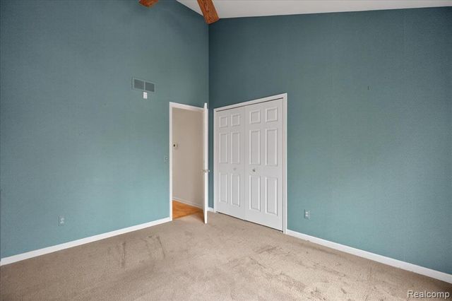 42689 Jason Court 107, Sterling Heights, MI 48313