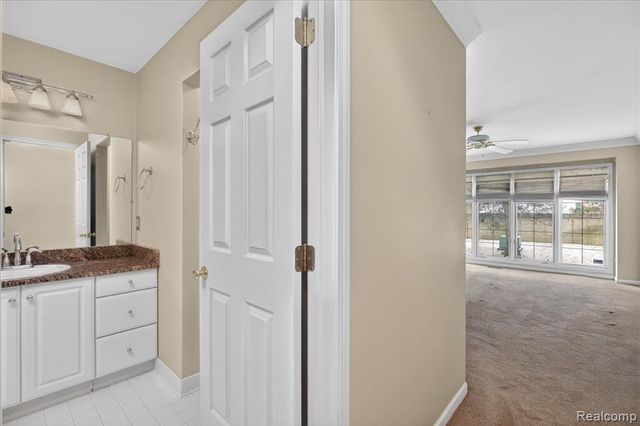 42689 Jason Court 107, Sterling Heights, MI 48313