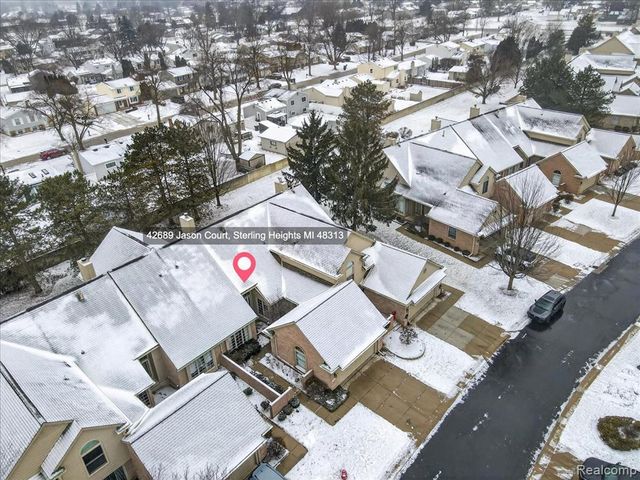42689 Jason Court 107, Sterling Heights, MI 48313
