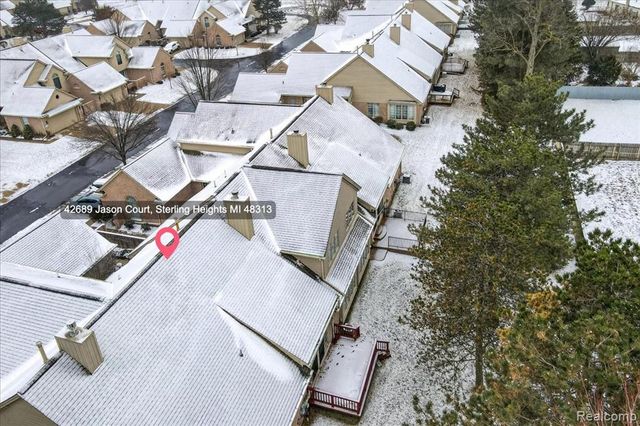42689 Jason Court 107, Sterling Heights, MI 48313