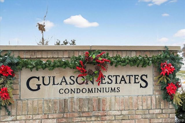 42689 Jason Court 107, Sterling Heights, MI 48313