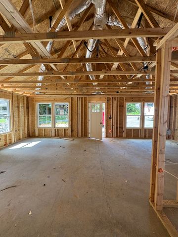 531 Poole Street, Woodruff, SC 29388