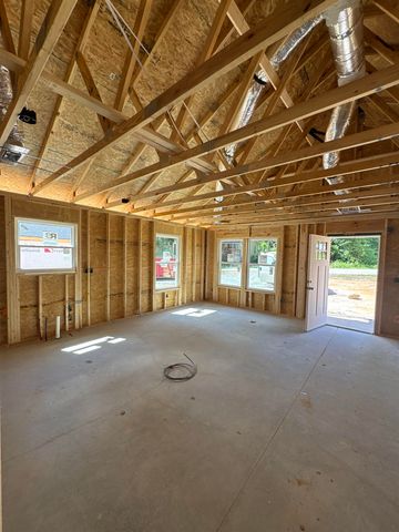 531 Poole Street, Woodruff, SC 29388