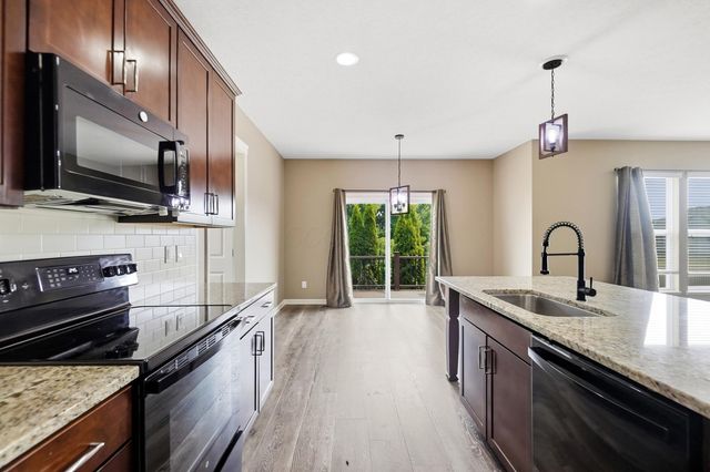 1391 Scotsman Drive, Grove City, OH 43123