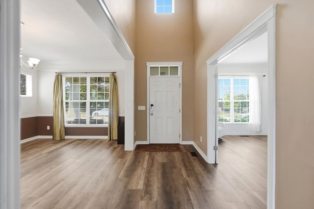 1391 Scotsman Drive, Grove City, OH 43123