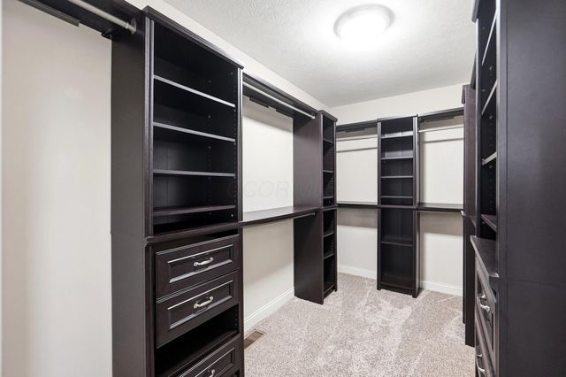 1391 Scotsman Drive, Grove City, OH 43123