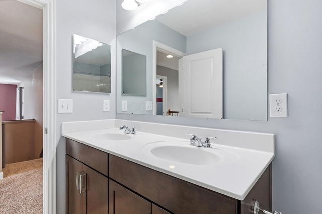 1391 Scotsman Drive, Grove City, OH 43123