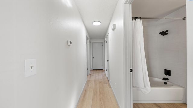 5026 W 4th Pl, Kennewick, WA 99336