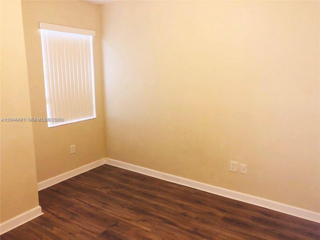 2884 SE 2 Dr, Homestead, FL 33033