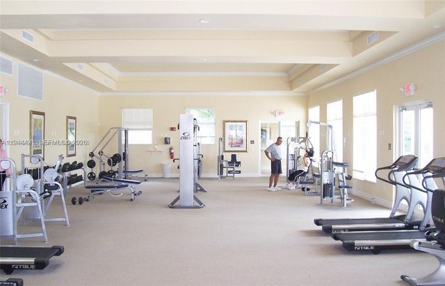 2884 SE 2 Dr, Homestead, FL 33033