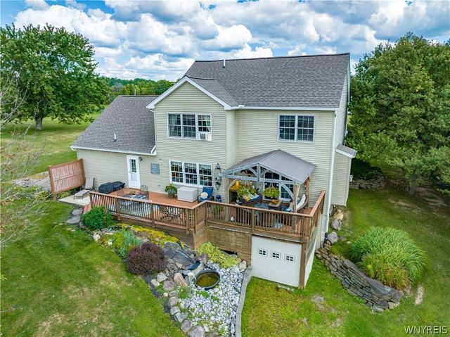 7406 Northwoods Road, Arcade, NY 14009