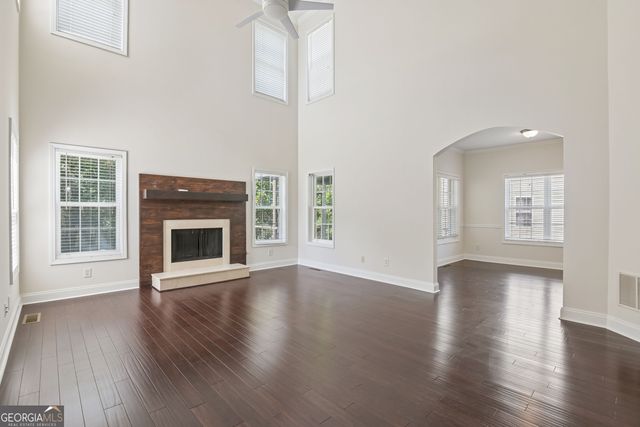 4564 Austin Hills Drive, Suwanee, GA 30024