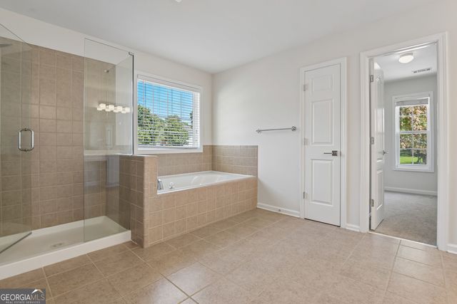 4564 Austin Hills Drive, Suwanee, GA 30024
