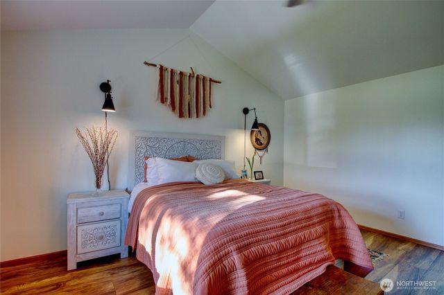 988 Homestead Drive, Burlington, WA 98233