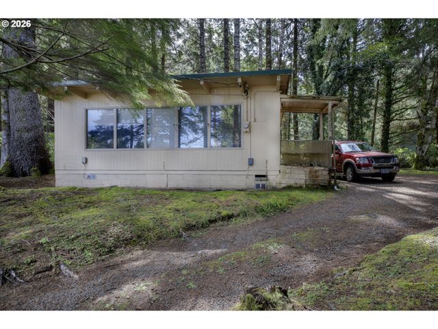 83581 WOODLAND Ln, Florence, OR 97439