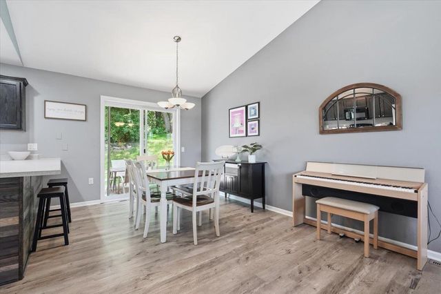 41 Kresteller Circle, Madison, WI 53719