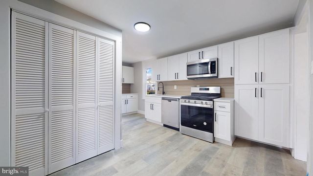 214 W PLEASANT AVE, Pleasantville, NJ 08232