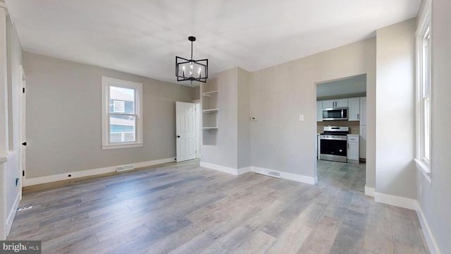 214 W PLEASANT AVE, Pleasantville, NJ 08232