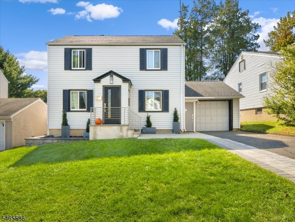 12 Nutwold Ave, West Orange Twp., NJ 07052 — photo 2