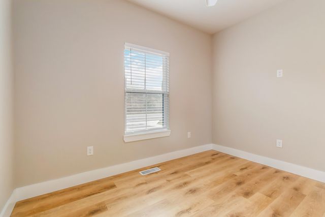 1129 Dahl Road, Somerset, KY 42503