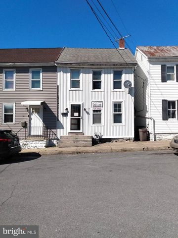 139 W SECOND ST, Waynesboro, PA 17268