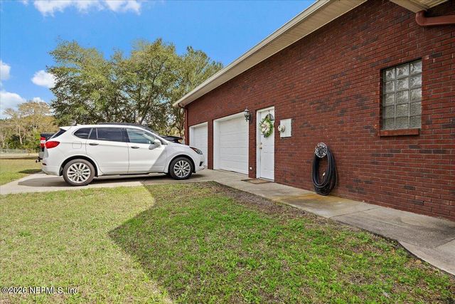 14394 BOB BURNSED Road, Glen St. Mary, FL 32040