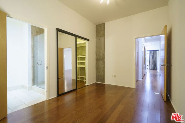 1111 S Grand Avenue PH3, Los Angeles, CA 90015