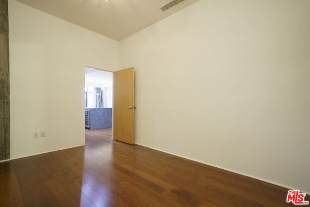 1111 S Grand Avenue PH3, Los Angeles, CA 90015