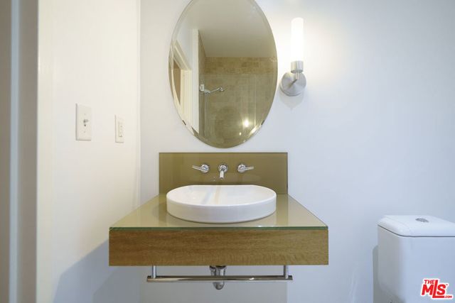 1111 S Grand Avenue PH3, Los Angeles, CA 90015