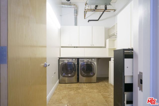 1111 S Grand Avenue PH3, Los Angeles, CA 90015