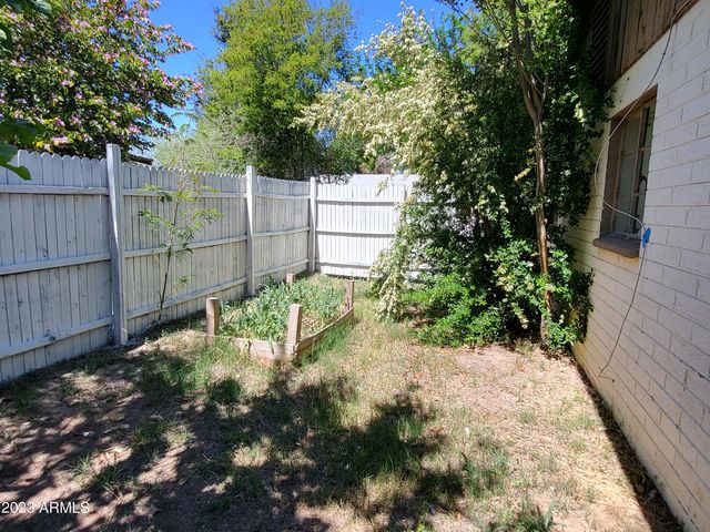 4136 N 17th Street Apt B, Phoenix, AZ 85016