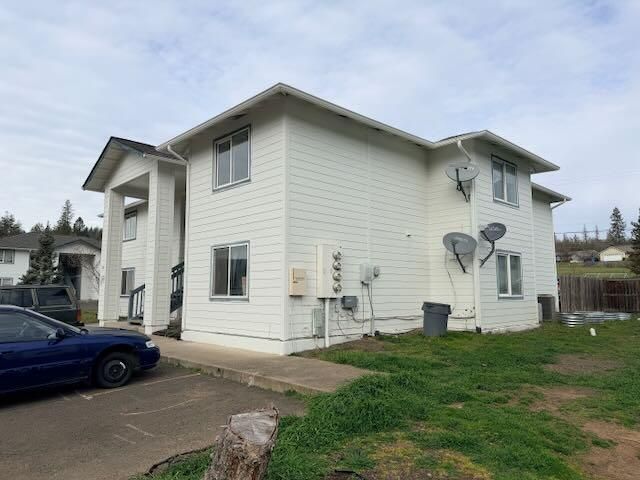 50 Dion Court, Shady Cove, OR 97539