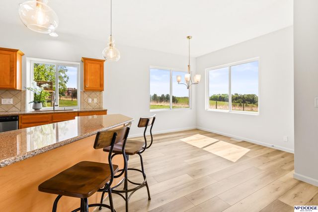 6505 N 142 Circle, Omaha, NE 68164