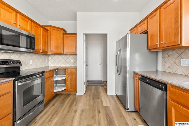 6505 N 142 Circle, Omaha, NE 68164