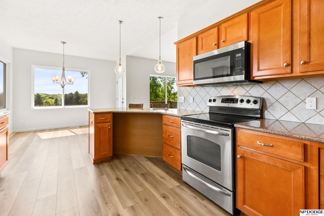 6505 N 142 Circle, Omaha, NE 68164