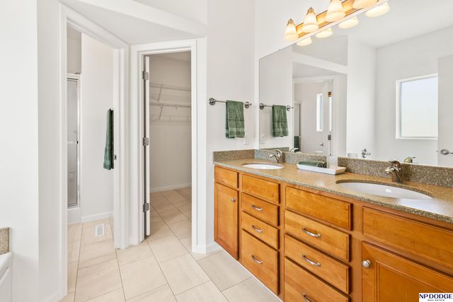 6505 N 142 Circle, Omaha, NE 68164