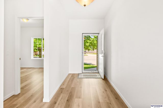 6505 N 142 Circle, Omaha, NE 68164