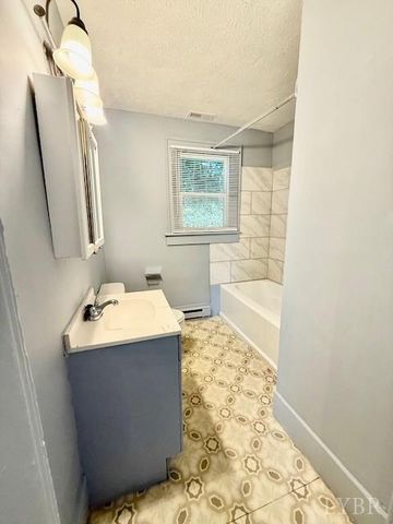 905 Centerdale Street, Lynchburg, VA 24501