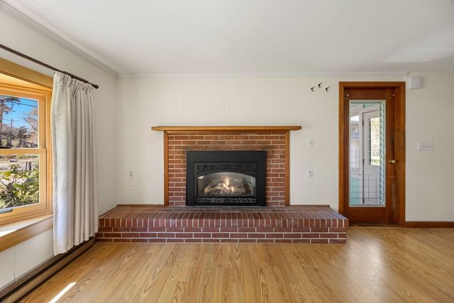 5 Weir Rd, Eastham, MA 02642