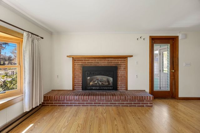 5 Weir Rd, Eastham, MA 02642